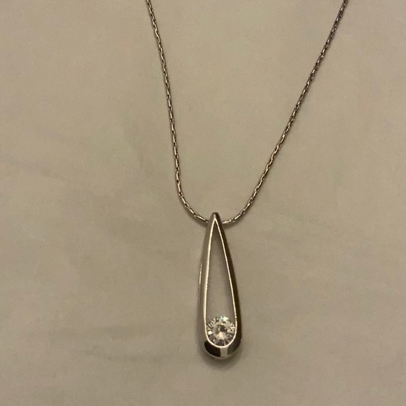 Cookie Lee Jewelry - Silver Teardrop Necklace